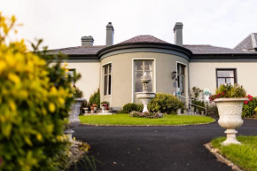 Ballinalacken Castle Country House Hotel